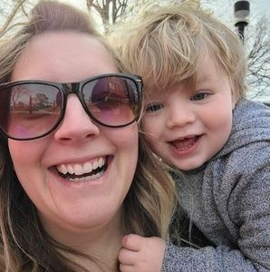 Meet your Posher, Lynsey